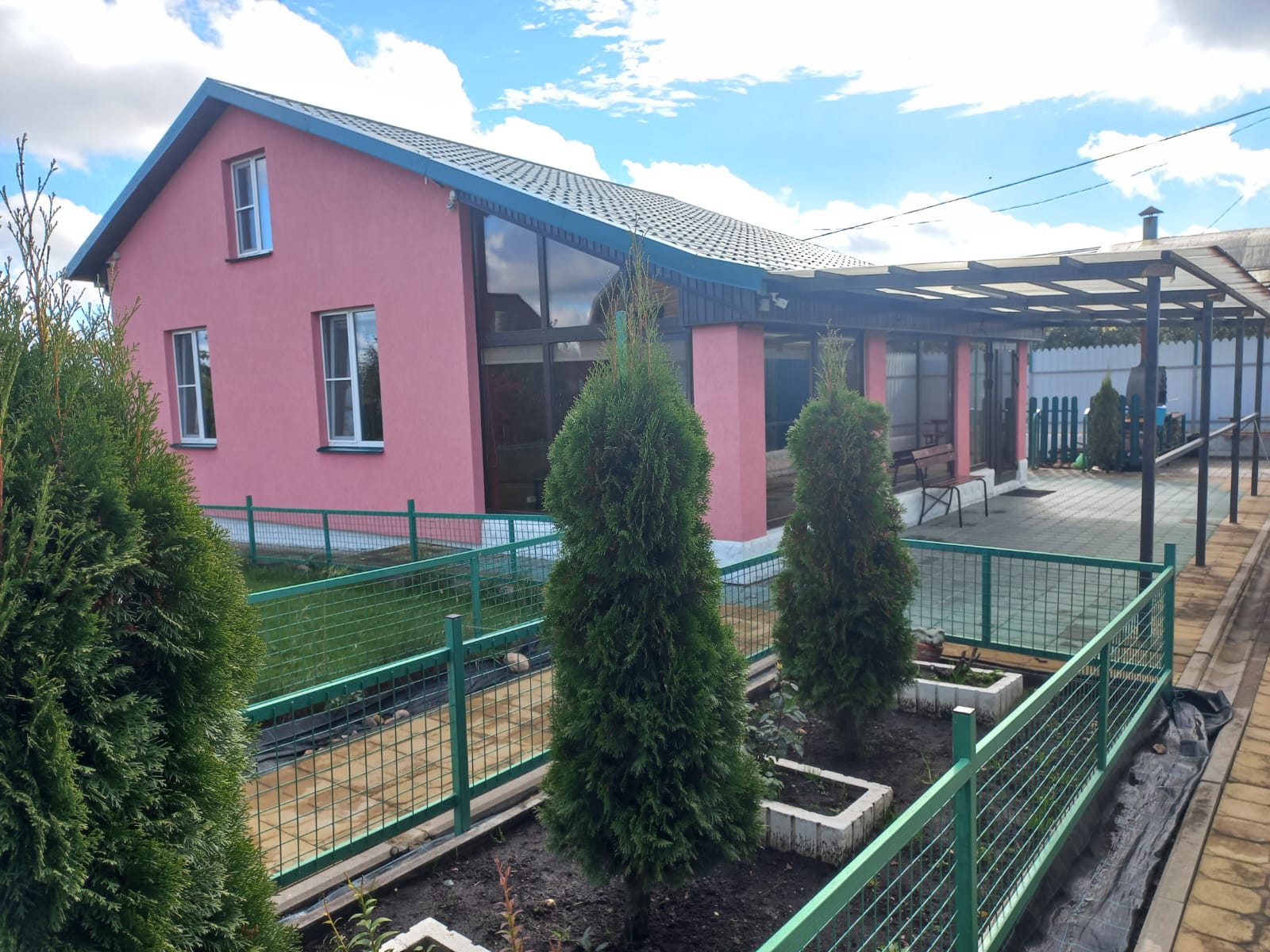 Дом с ремонтом и мебелью